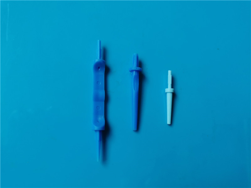 醫用導絲校直器